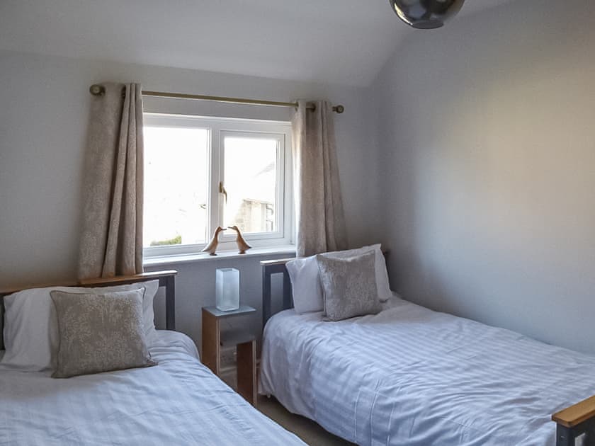 Twin bedroom | Willoways, Bakewell