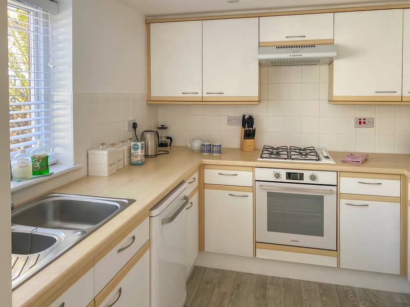 Kitchen | Chy An Mordros, Hayle