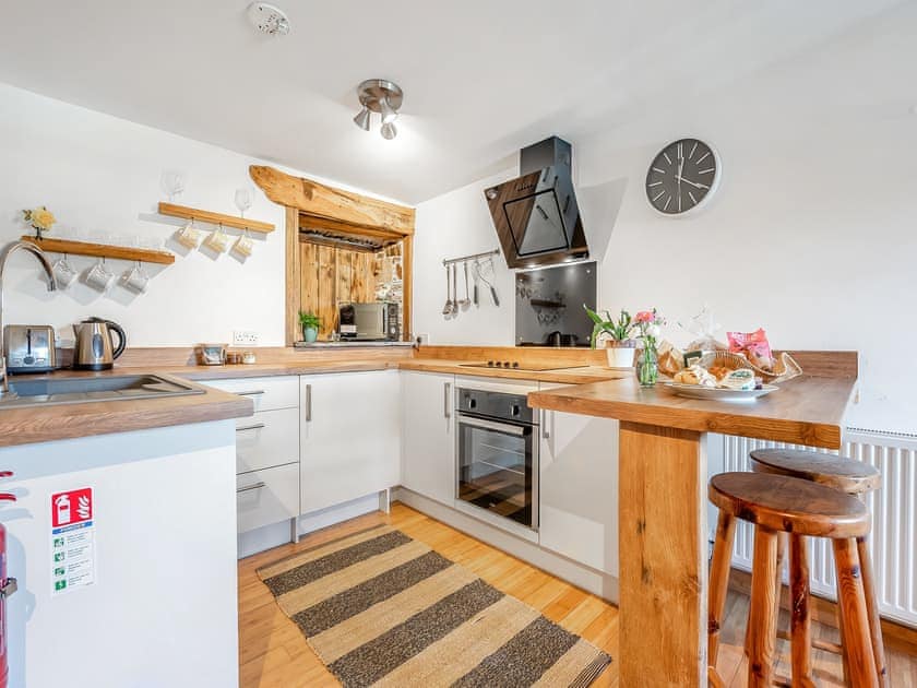 Kitchen | Roosters Rest - Deviock Farm, Downderry