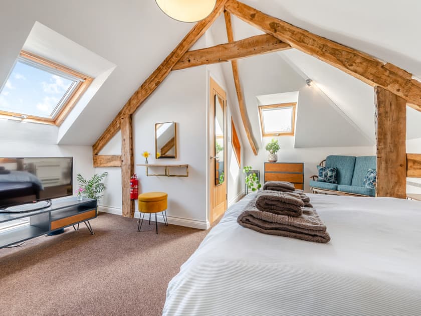 Double bedroom | Roosters Rest - Deviock Farm, Downderry
