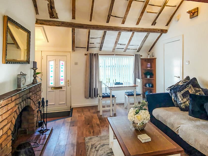 Living area | Churchtown- Sunnyside Cottage - Churchtown, Churchtown, near Southport