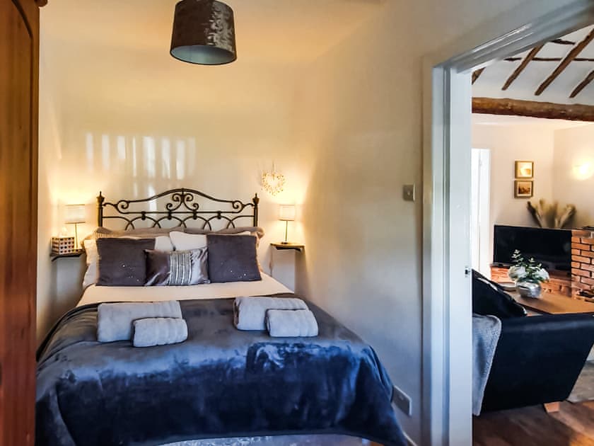 Double bedroom | Churchtown- Sunnyside Cottage - Churchtown, Churchtown, near Southport