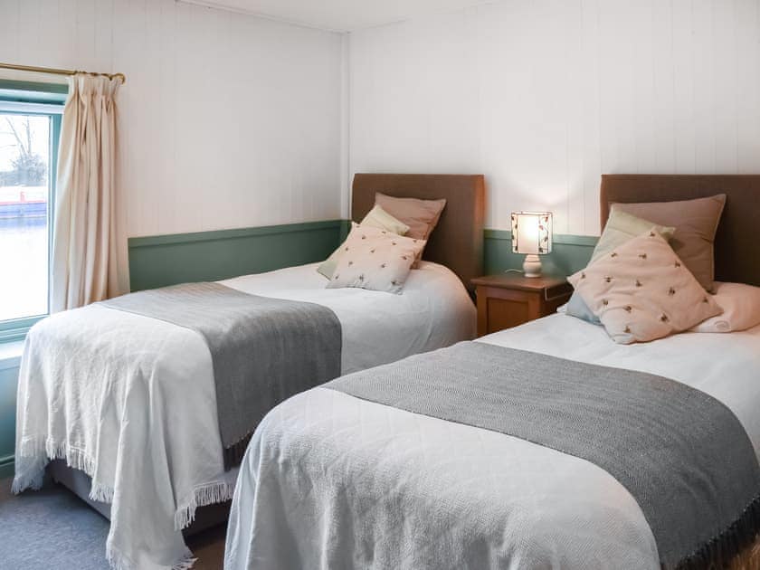 Twin bedroom | Riverside Retreat, Beccles