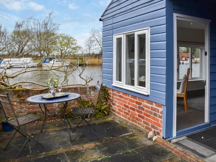 Sitting-out-area | Riverside Retreat, Beccles