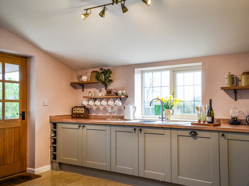 Kitchen | Winship Cottage, Winestead