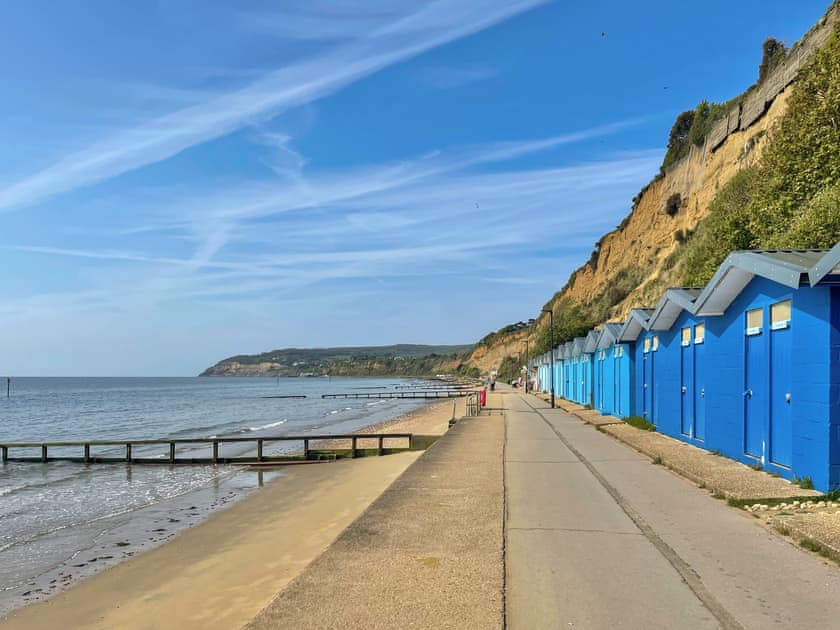 Surrounding area | Little Grosvenor, Ventnor
