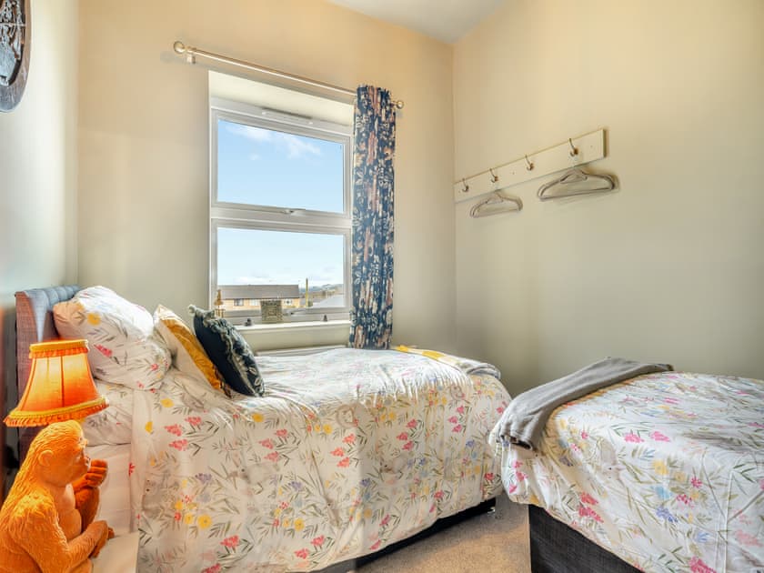 Twin bedroom | Greystonedale Mansion Holiday Retreat, Haltwhistle