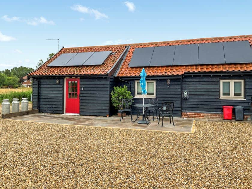 Exterior | Alberts Dairy, Wingfield, near Diss
