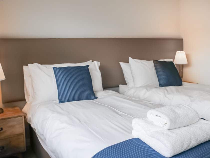 Twin bedroom | Argyle View, Dunblane