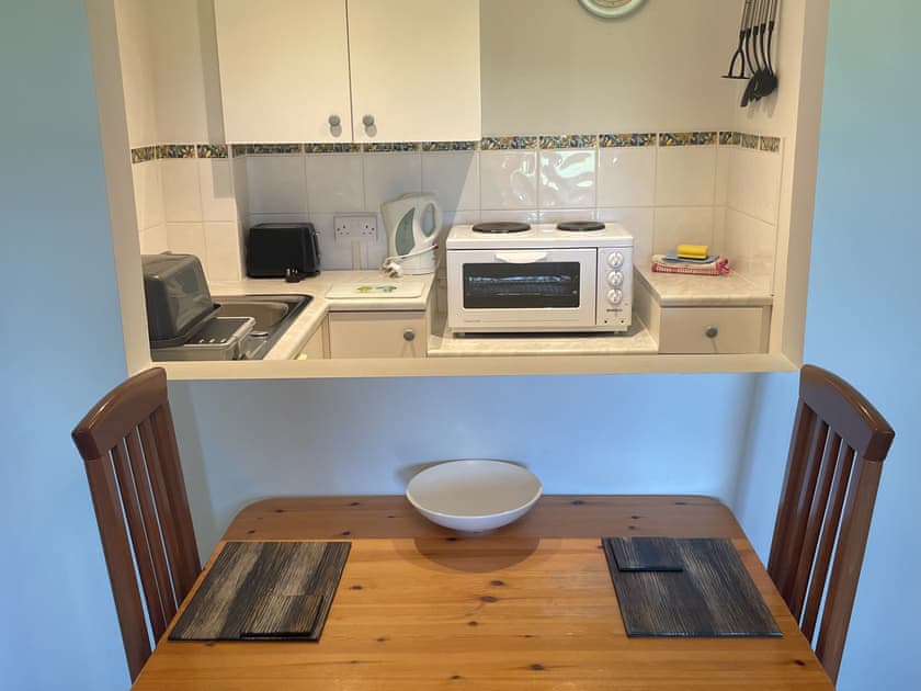 Dining Area | Hawfinch Apartment - Moorhead Country Holidays, Woolfardisworthy, Clovelly