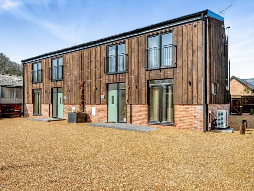 Exterior | Old Barn 2 - Bedborough Farm Cottages, Wimborne