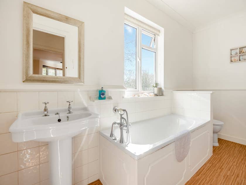 Bathroom | Arnewood Corner, Sway, near Lymington