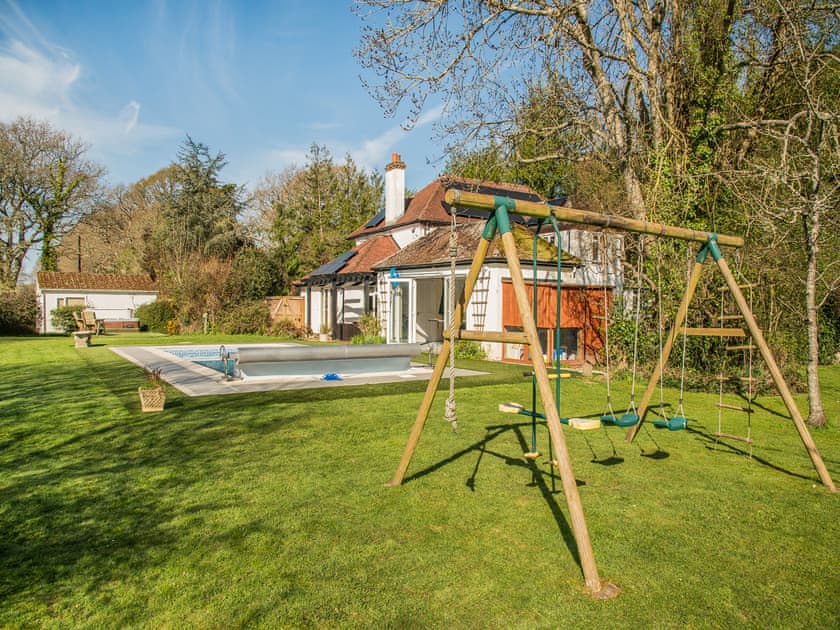 Garden and grounds | Arnewood Corner, Sway, near Lymington