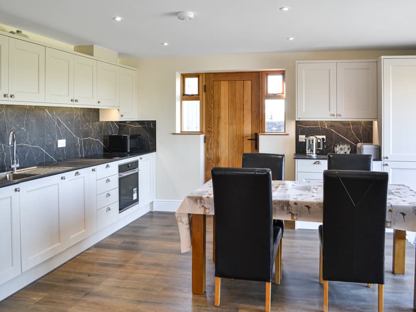 Kitchen/diner | The Owls Rest, Aike, near Beverley
