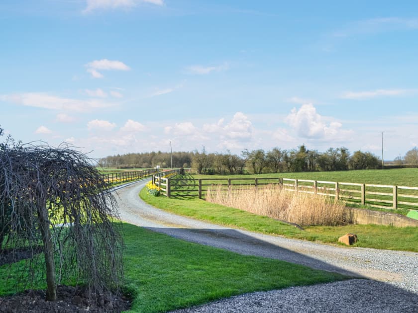 Outdoor | The Owls Rest, Aike, near Beverley