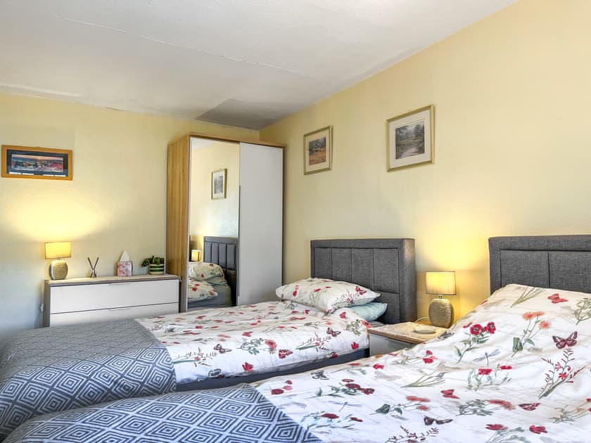 Twin bedroom | Eastry Cottage, Castleton