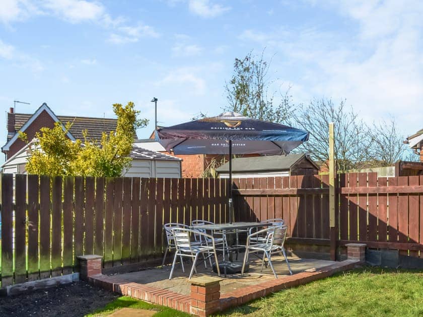 Sitting-out-area | Swan’s Nest, Filey