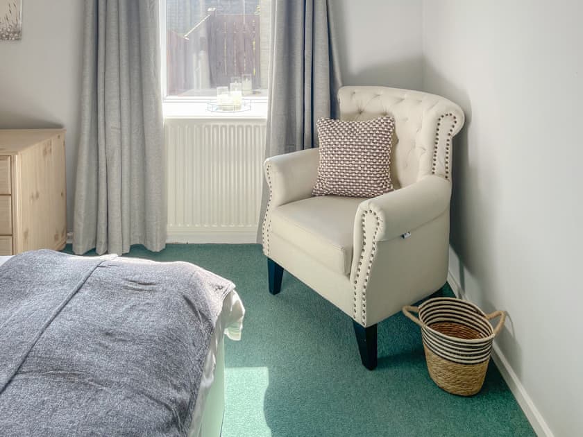 Master bedroom   | Shepherd’s Cottage - Elwick Farm Holiday Cottages, Belford