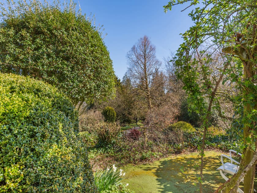Garden | Juniper - Yewfield Apartments, Hawkshead