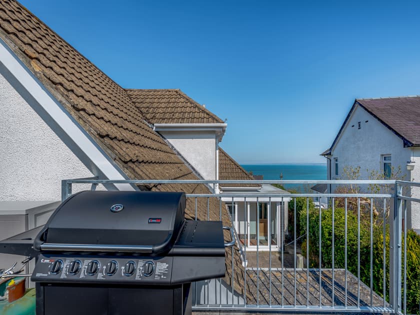 Terrace | Yr Encil, New Quay