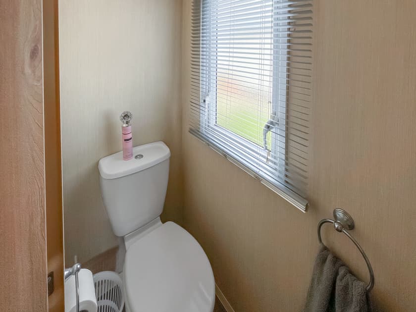 Bathroom | Pukka Caravan Lets, Ingoldmells