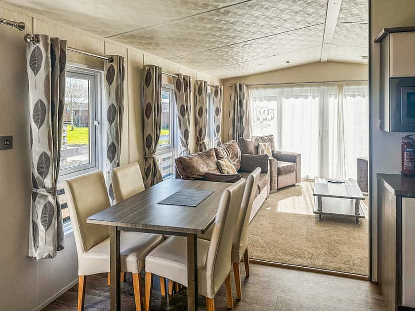 Dining Area | Dorado - Felmoor Cabin Escapes, Morpeth