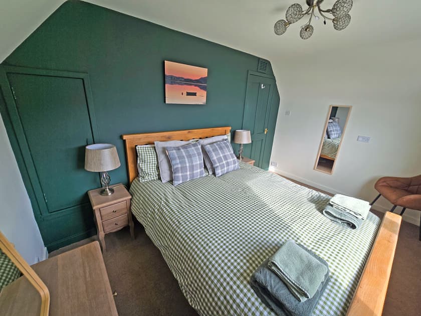 Double room with kingsize bed and sea views | Seaview Cottage, Ellenabeich, near Oban