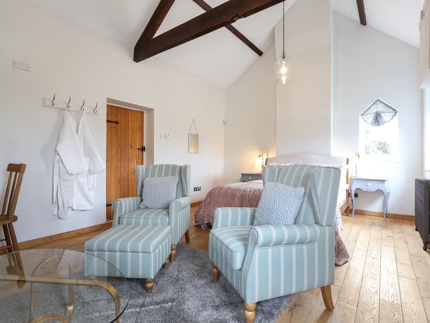 Open plan living space | Blossom Cottage, Ham, near Berkeley