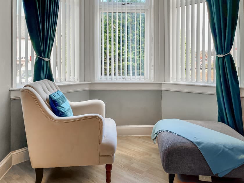 Living area | Homely Base, Crossgates