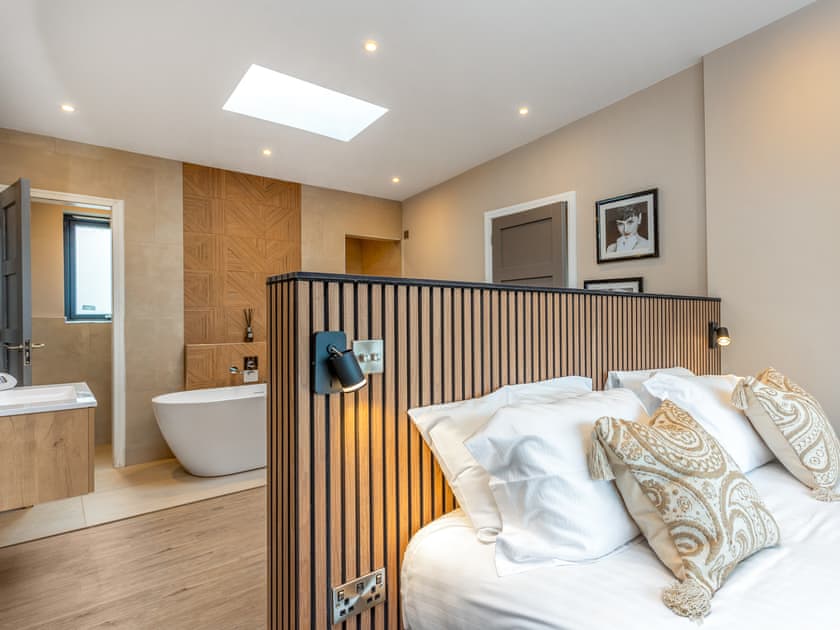 Double bedroom | Hayloft - Rachel’s Farm, Buchlyvie