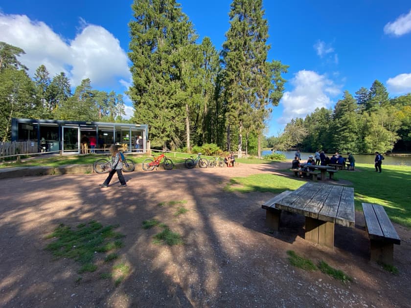 Surrounding area | Humbug House, Upper Soudley