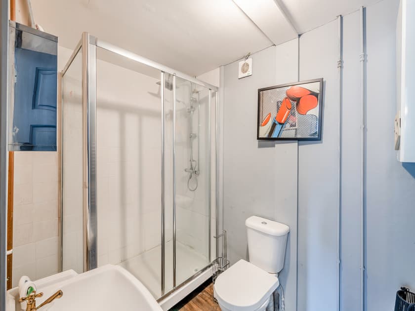 Bathroom | Debenham Lodge, Cliftonville, Margate