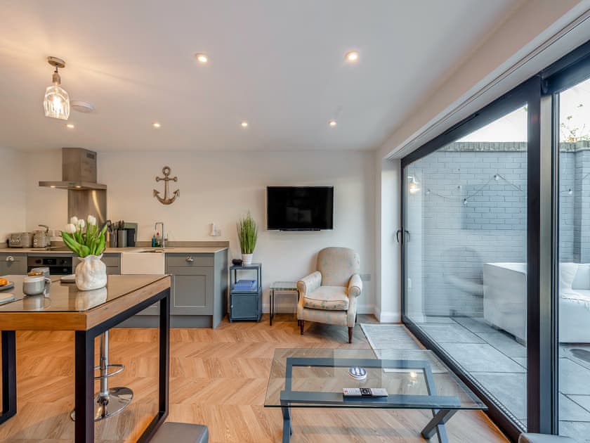 Open plan living space | Whitstable Getaways - Harbour Lodge - Seaside Escapes, Whitstable