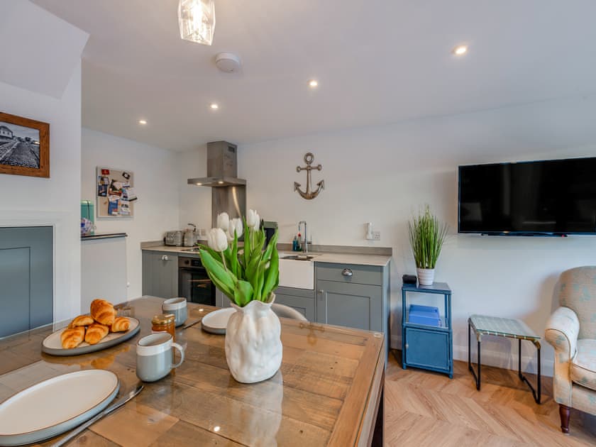 Open plan living space | Whitstable Getaways - Harbour Lodge - Seaside Escapes, Whitstable