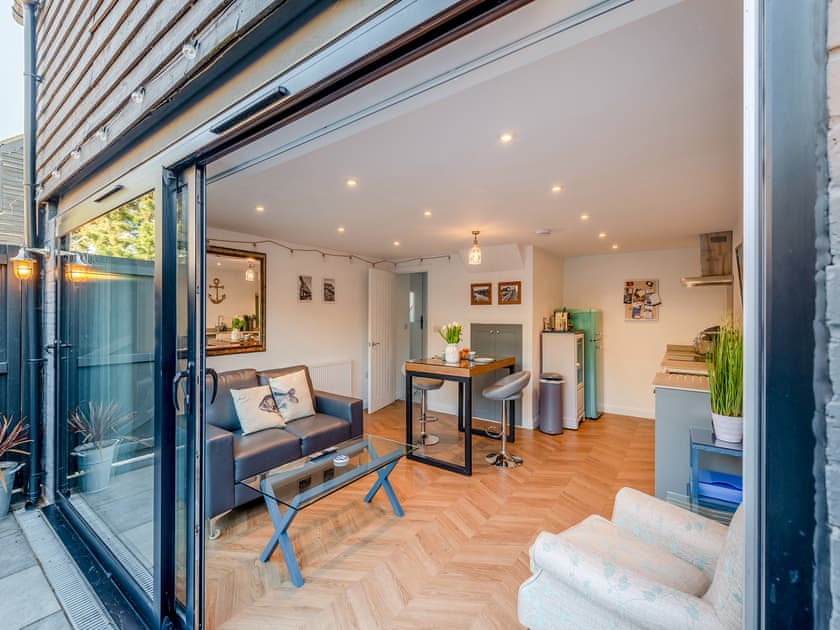 Living area | Whitstable Getaways - Harbour Lodge - Seaside Escapes, Whitstable