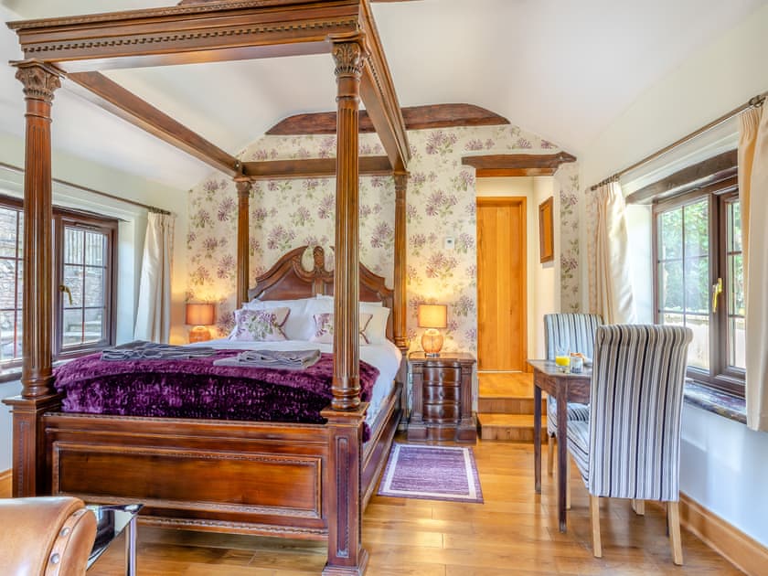 Four Poster bedroom | Quantock Hideaway, Aley, Over Stowey