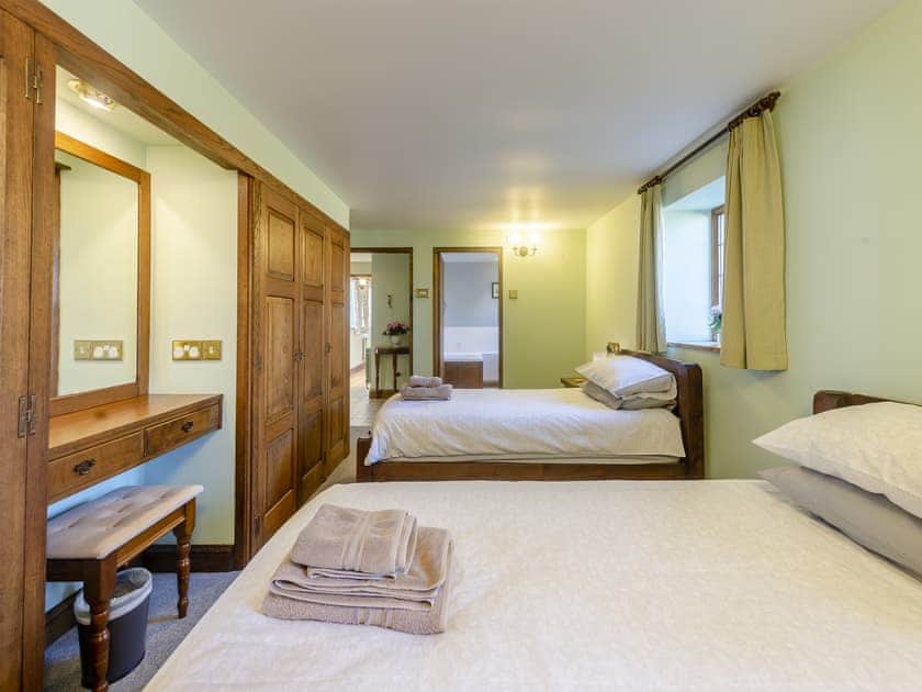 Twin bedroom | Meadowside Cottage, Calton Moor, near Ashbourne