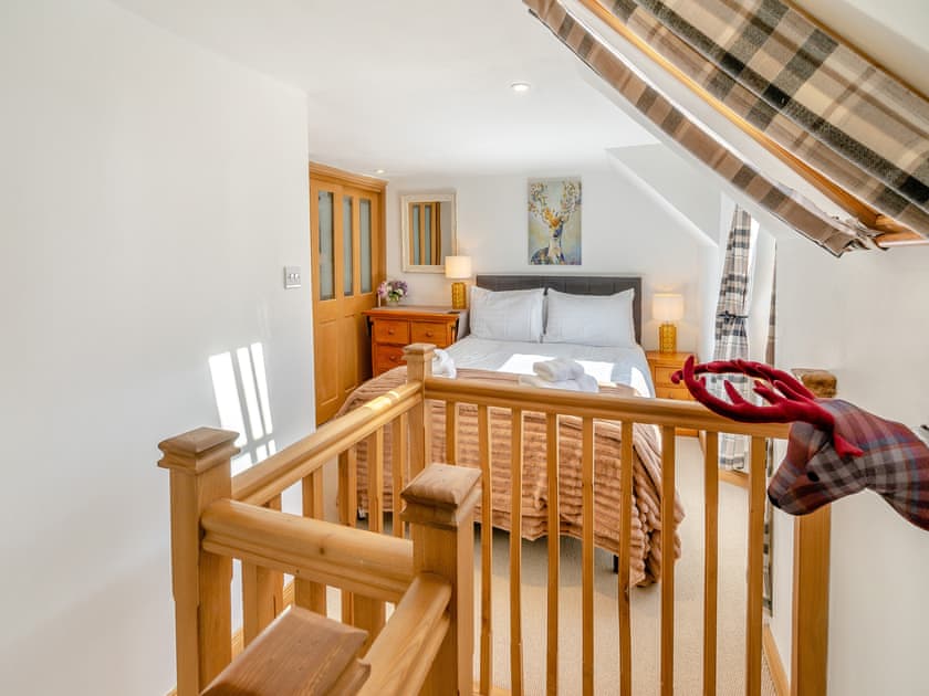 Kingsize bedroom  | Ardlevale Cottage, Pitlochry