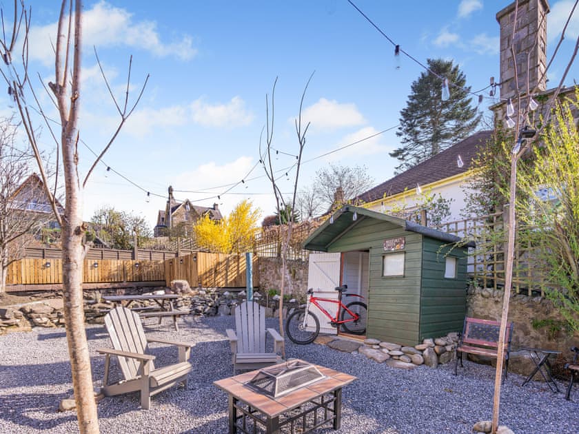 Garden | Ardlevale Cottage, Pitlochry