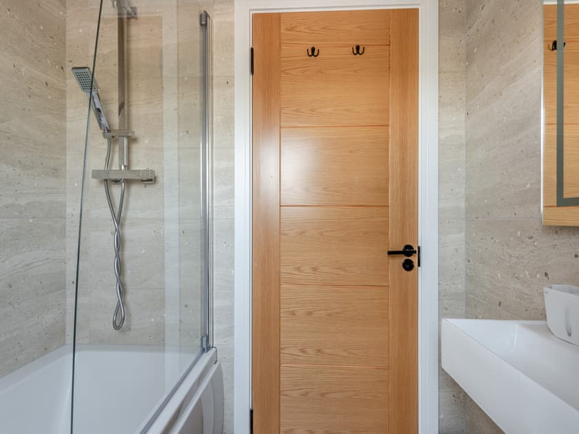 Bathroom | Starlight - Talog Country Retreat, Talog