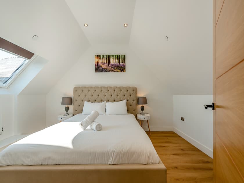 Super King Size bed | Moonlight - Talog Country Retreat, Talog