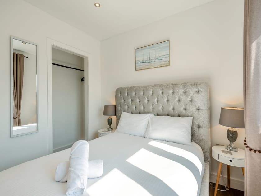 King Size bed | Moonlight - Talog Country Retreat, Talog