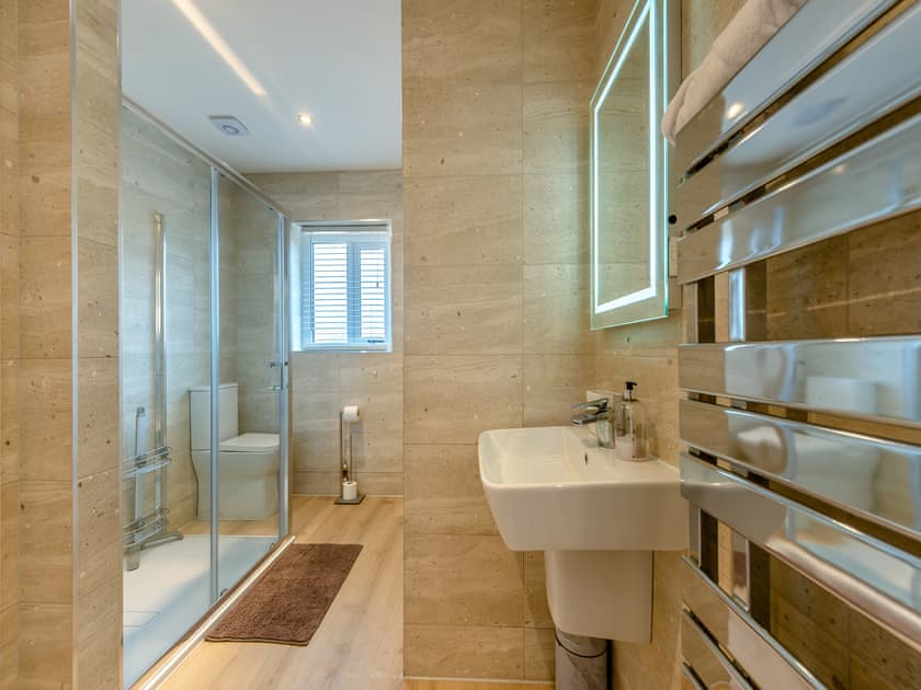 Shower room | Moonlight - Talog Country Retreat, Talog