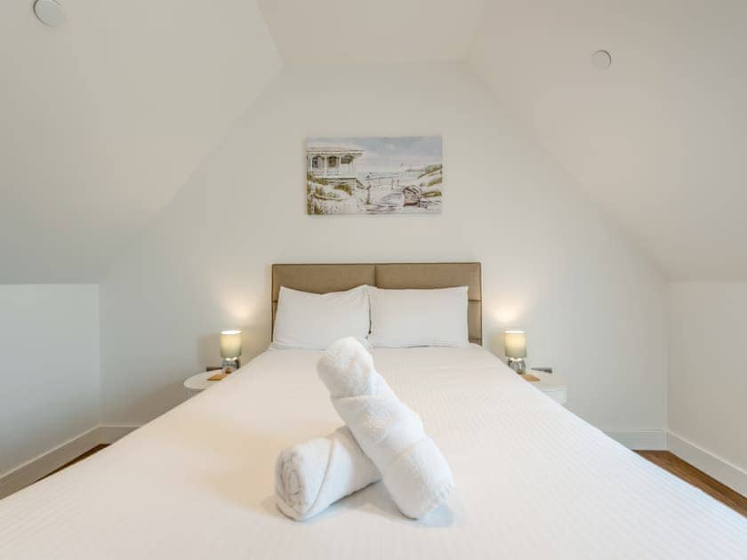 King Size bed | Shooting Star - Talog Country Retreat, Talog