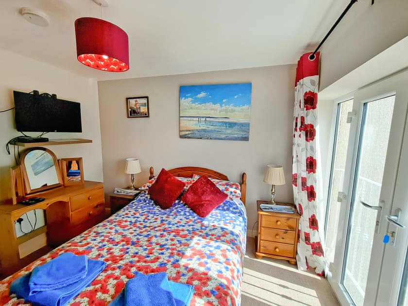 Cosy double bedroom  | Meadow View, Bridlington