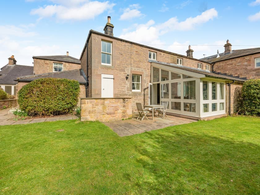 Garden | Wellwood - Doxford Courtyard Cottages - Doxford Courtyard Cottages, Doxford, near Embleton