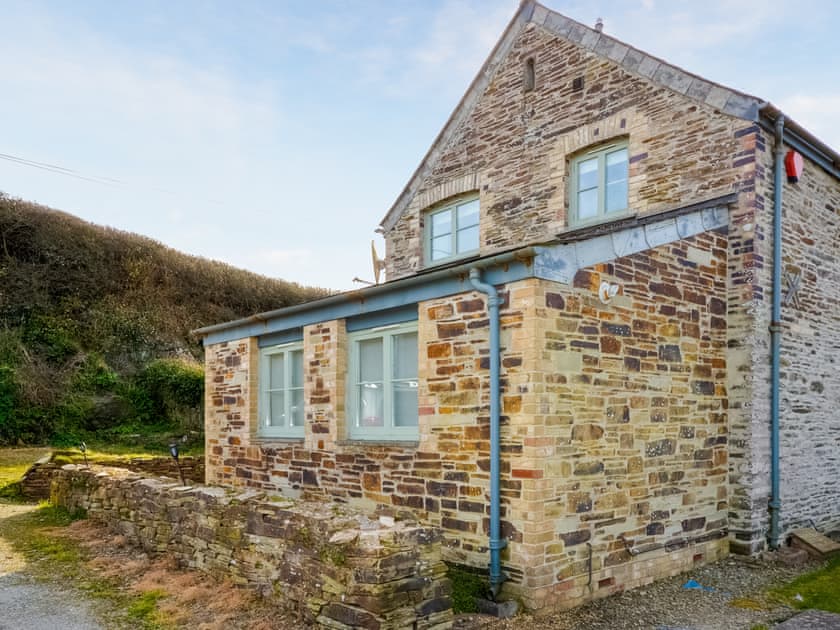 Exterior | Skiber An Hyli, Mawgan Porth