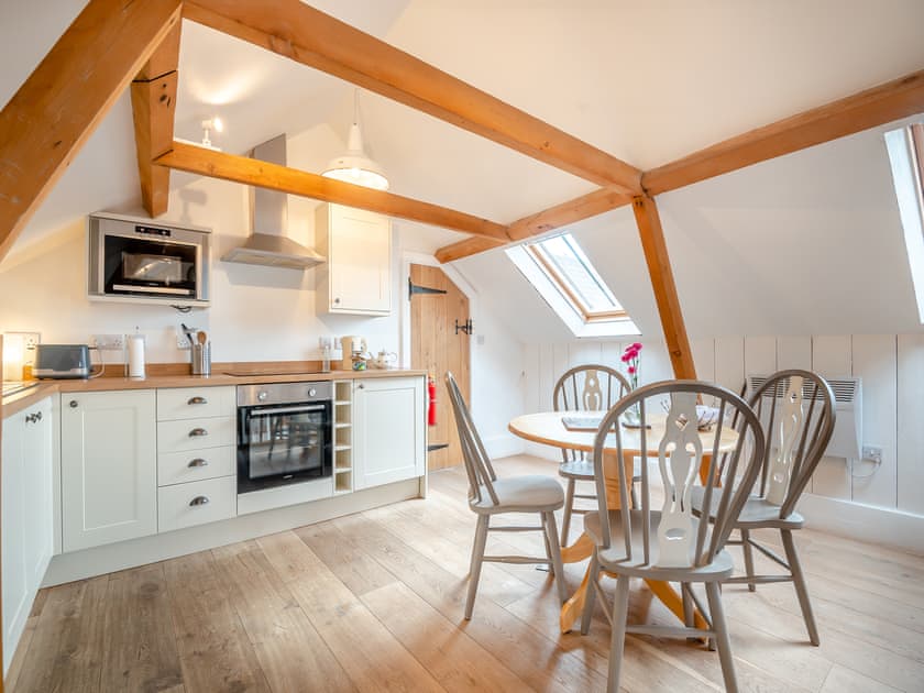 Kitchen/diner | The Hay Barn - Milton End Farm Barns, Arlingham, near Frampton-on-Severn