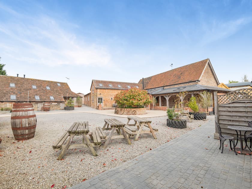 Exterior | The Hay Barn - Milton End Farm Barns, Arlingham, near Frampton-on-Severn