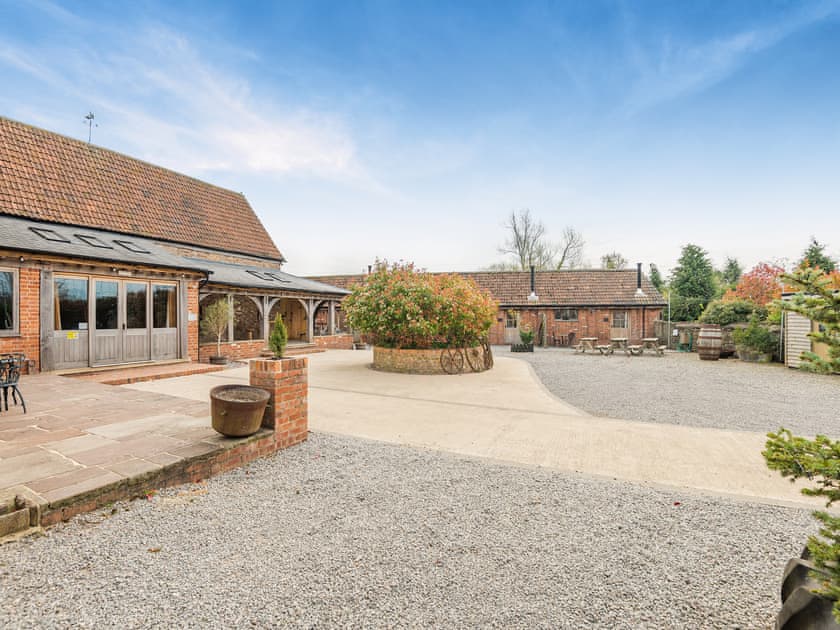 Exterior | The Hay Barn - Milton End Farm Barns, Arlingham, near Frampton-on-Severn